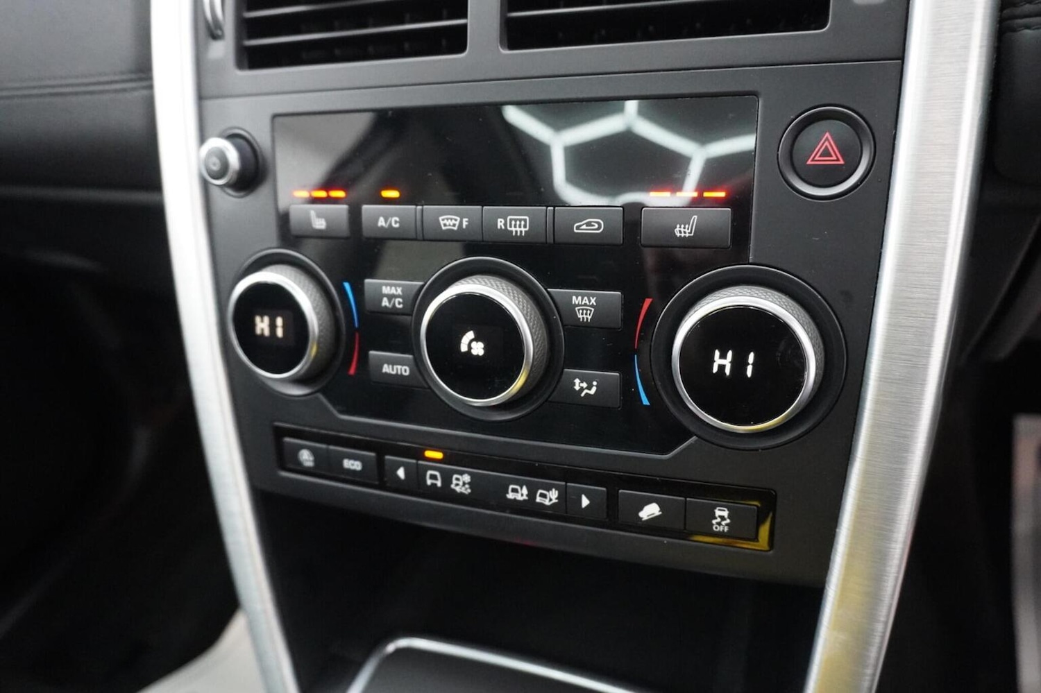 Used Land Rover Discovery Sport 2017 for sale - 76974411: Photo 38