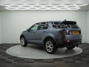 Used Land Rover Discovery Sport 2017 for sale - 76974411: Photo