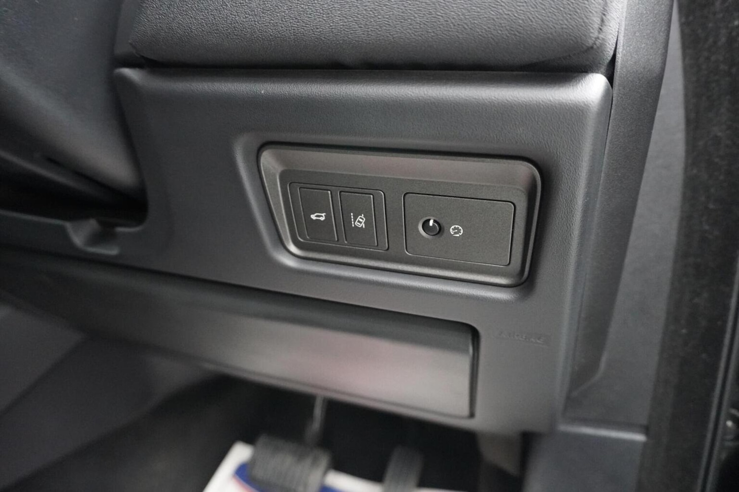 Used Land Rover Discovery Sport 2017 for sale - 76974411: Photo 40