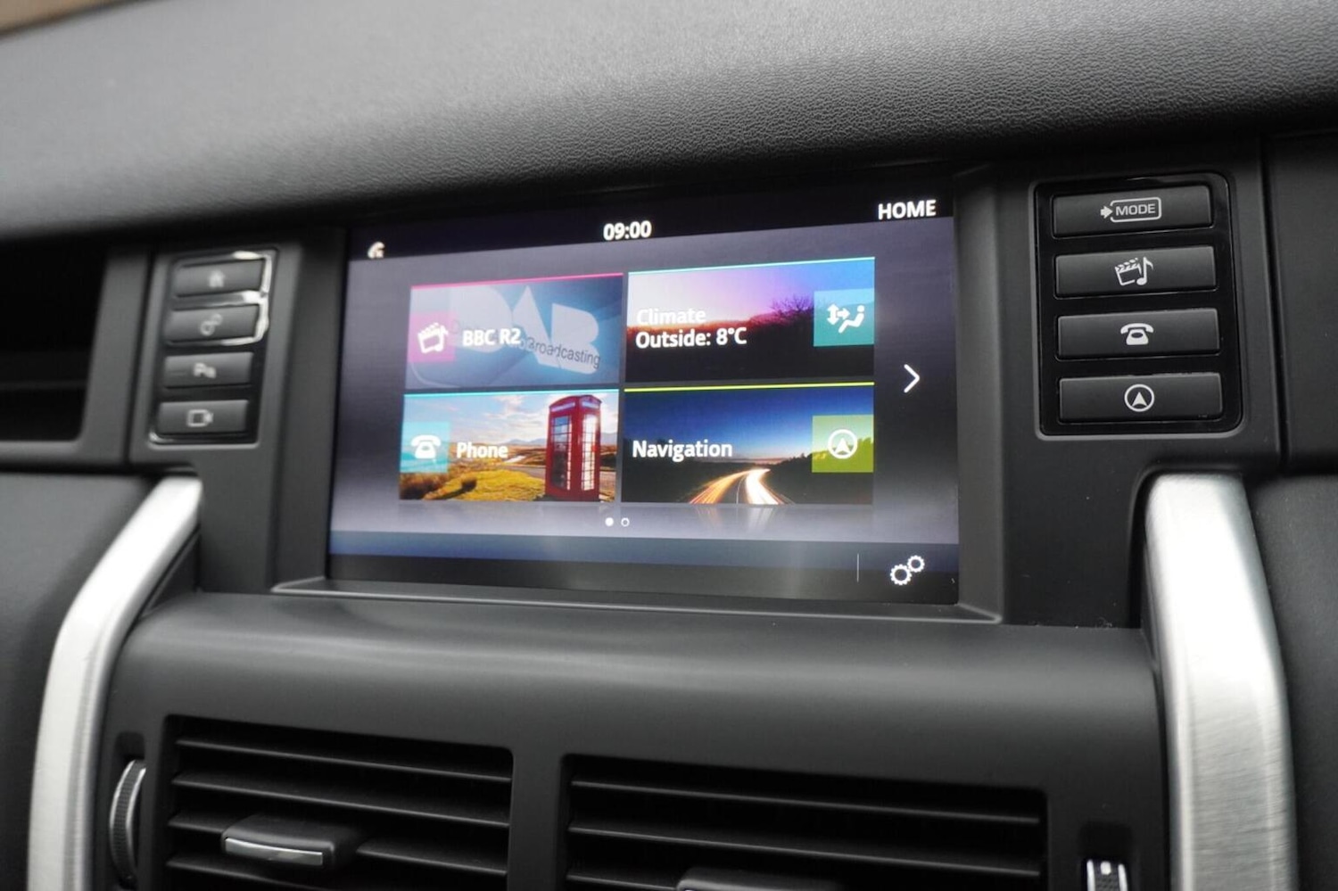 Used Land Rover Discovery Sport 2017 for sale - 76974411: Photo 47