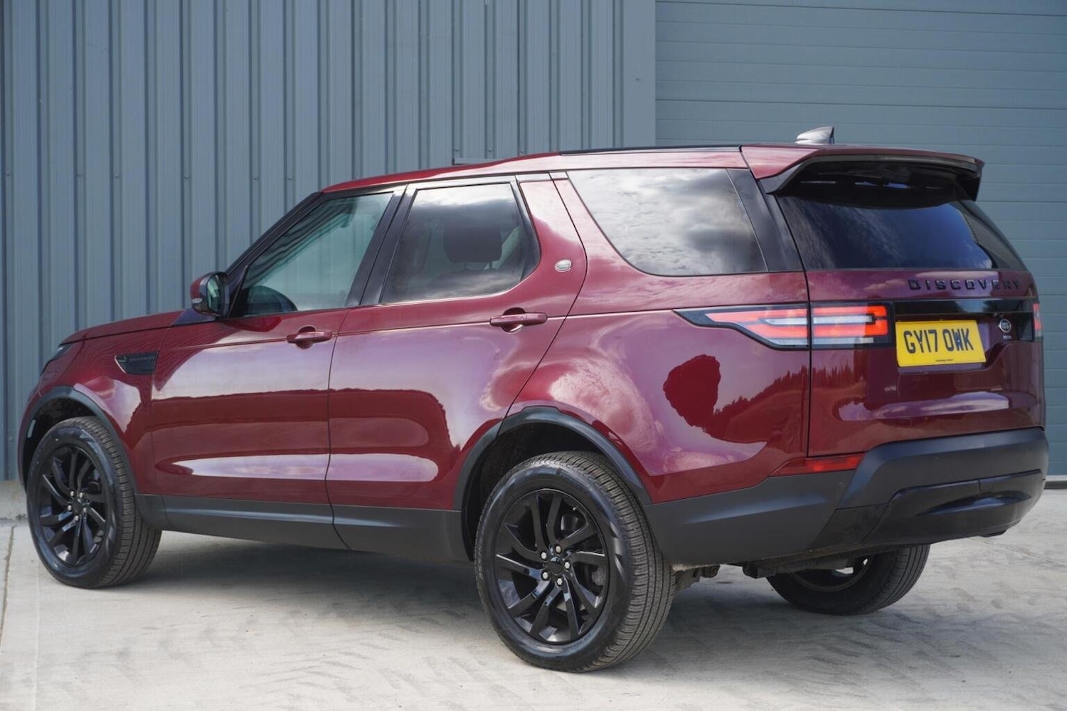 Used Land Rover Discovery 2017 for sale - 76058045: Photo 15