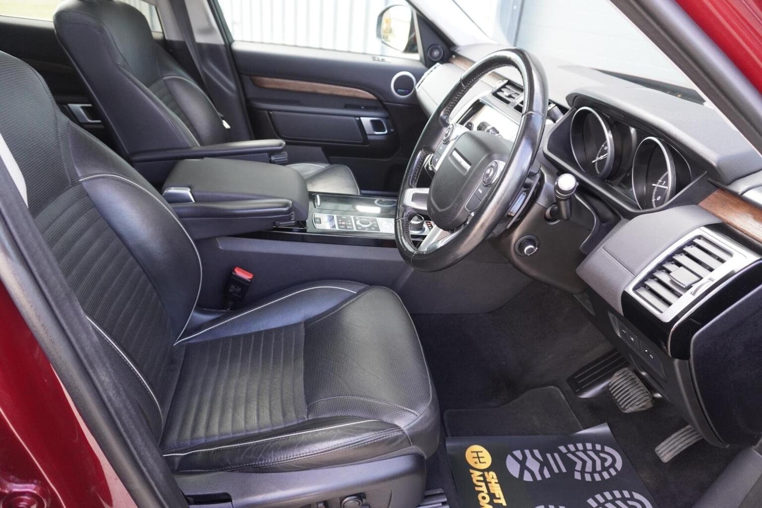 Used Land Rover Discovery 2017 for sale - 76058045: Photo 21