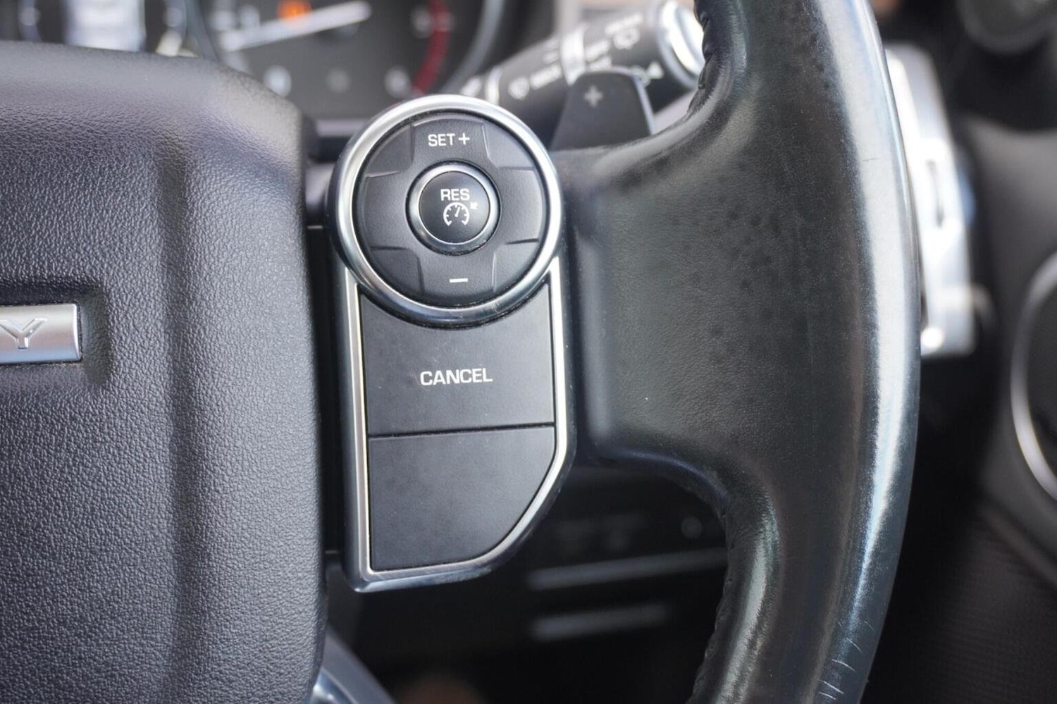 Used Land Rover Discovery 2017 for sale - 76058045: Photo 29