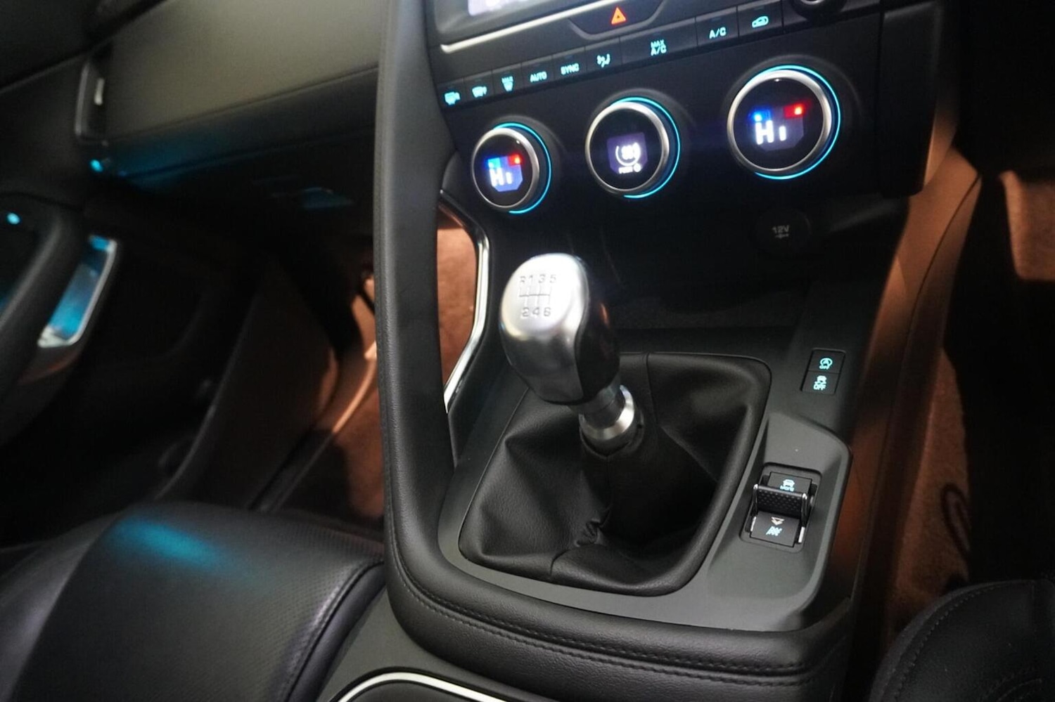 Used Jaguar E-Pace 2018 for sale - 76785112: Photo 22