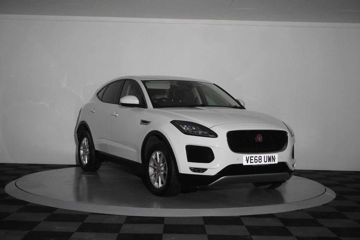 Used Jaguar E-Pace 2018 for sale - 76785112: Photo 39