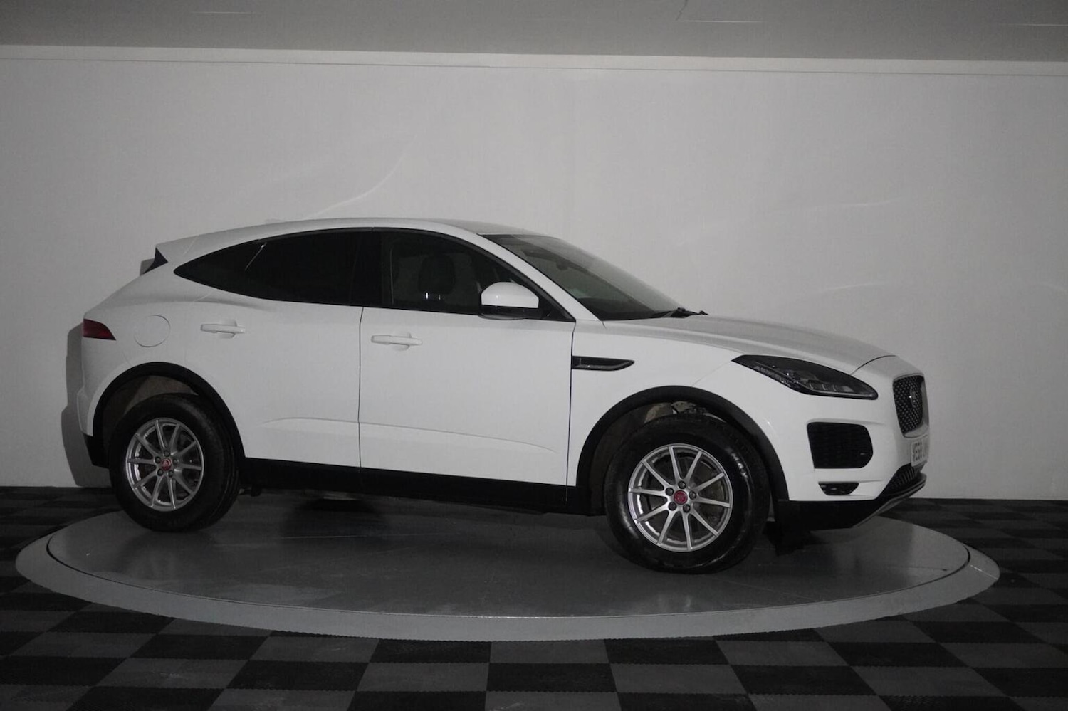 Used Jaguar E-Pace 2018 for sale - 76785112: Photo 44