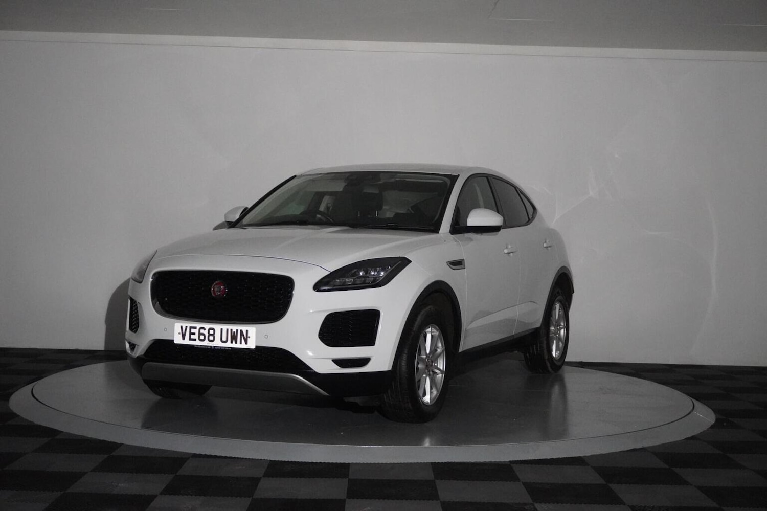 Used Jaguar E-Pace 2018 for sale - 76785112: Photo 45