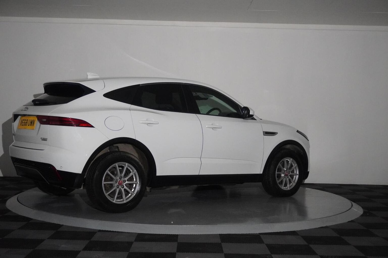 Used Jaguar E-Pace 2018 for sale - 76785112: Photo 48