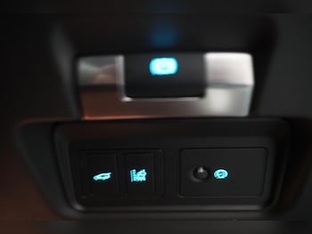 Used Jaguar E-Pace 2018 for sale - 76785112: Photo