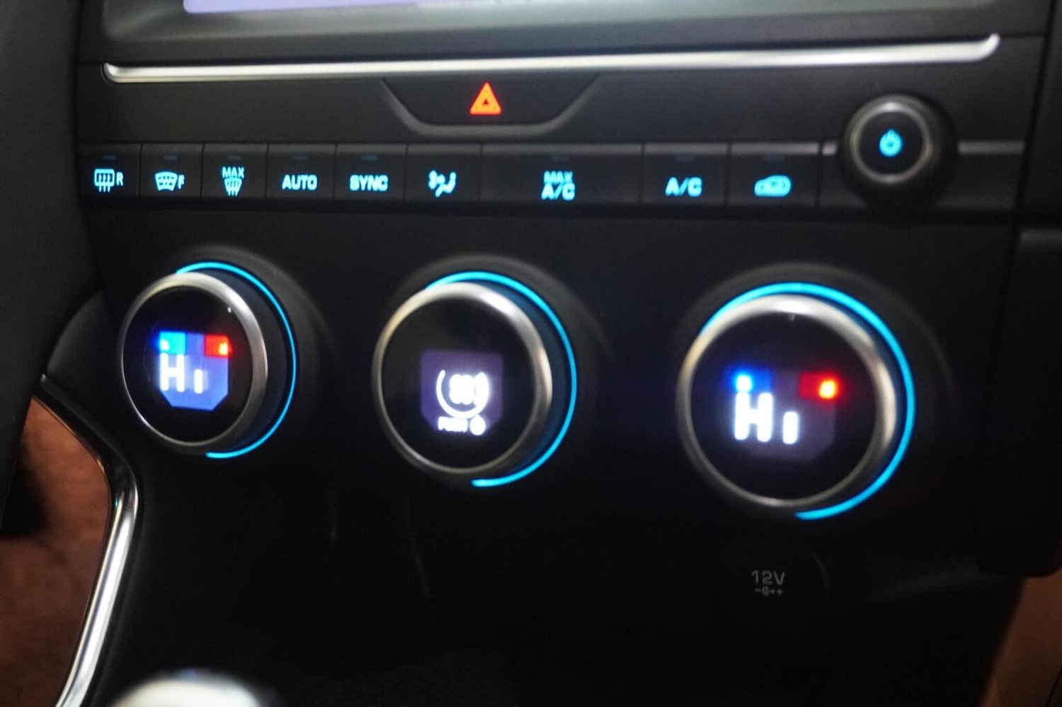 Used Jaguar E-Pace 2018 for sale - 76785112: Photo 5