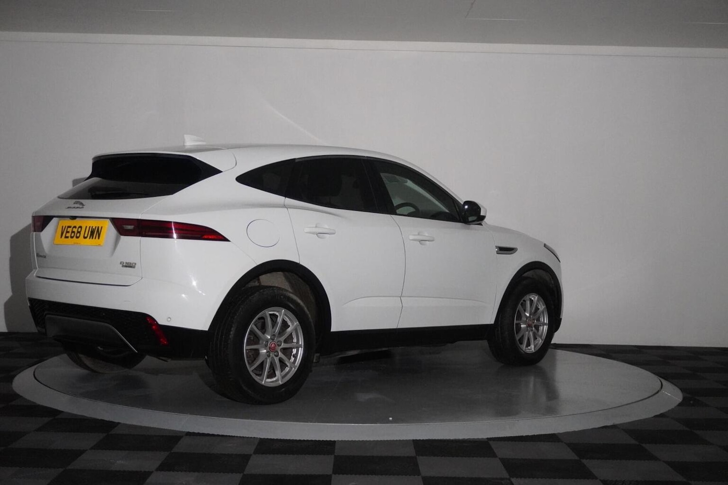 Used Jaguar E-Pace 2018 for sale - 76785112: Photo 54