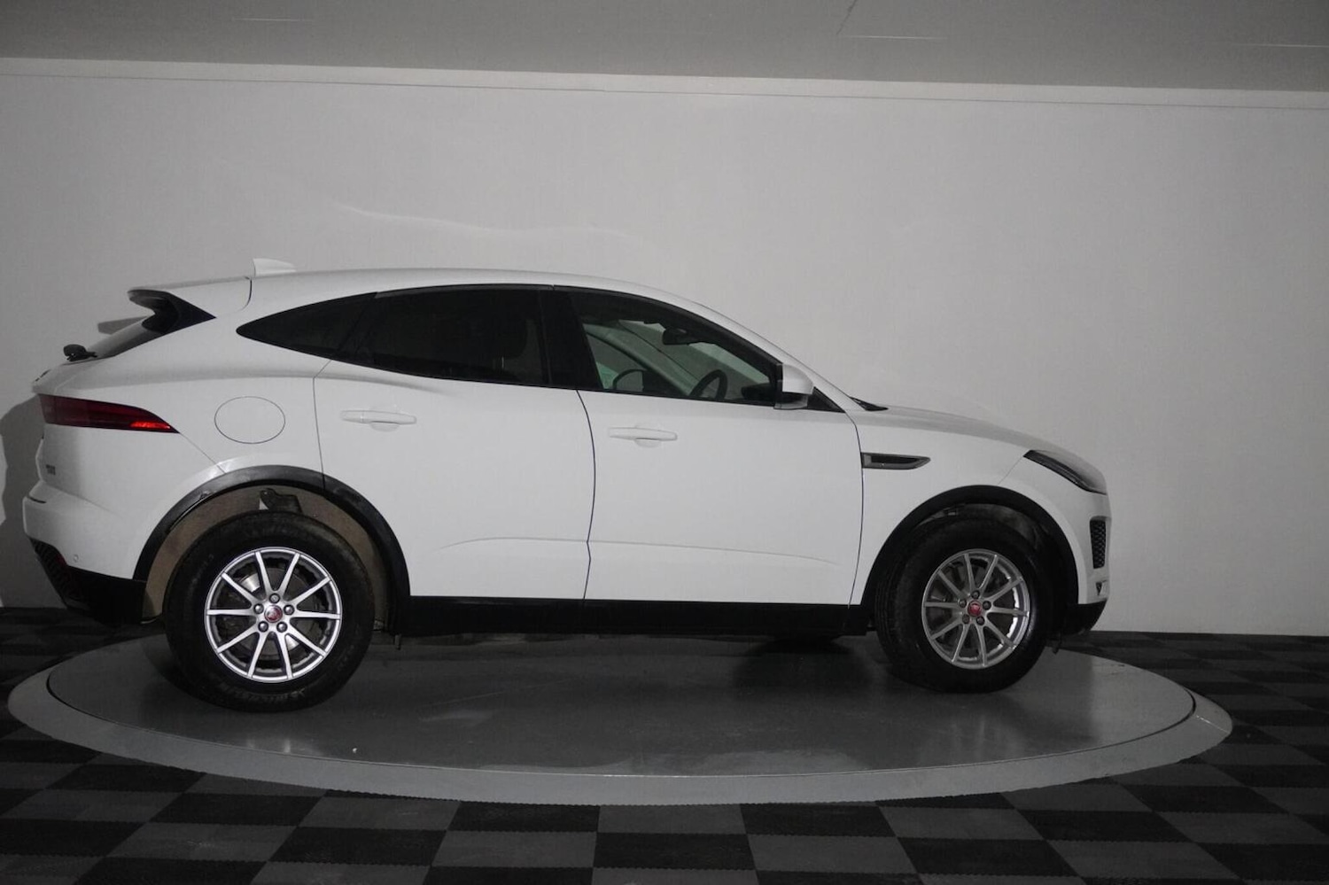 Used Jaguar E-Pace 2018 for sale - 76785112: Photo 55