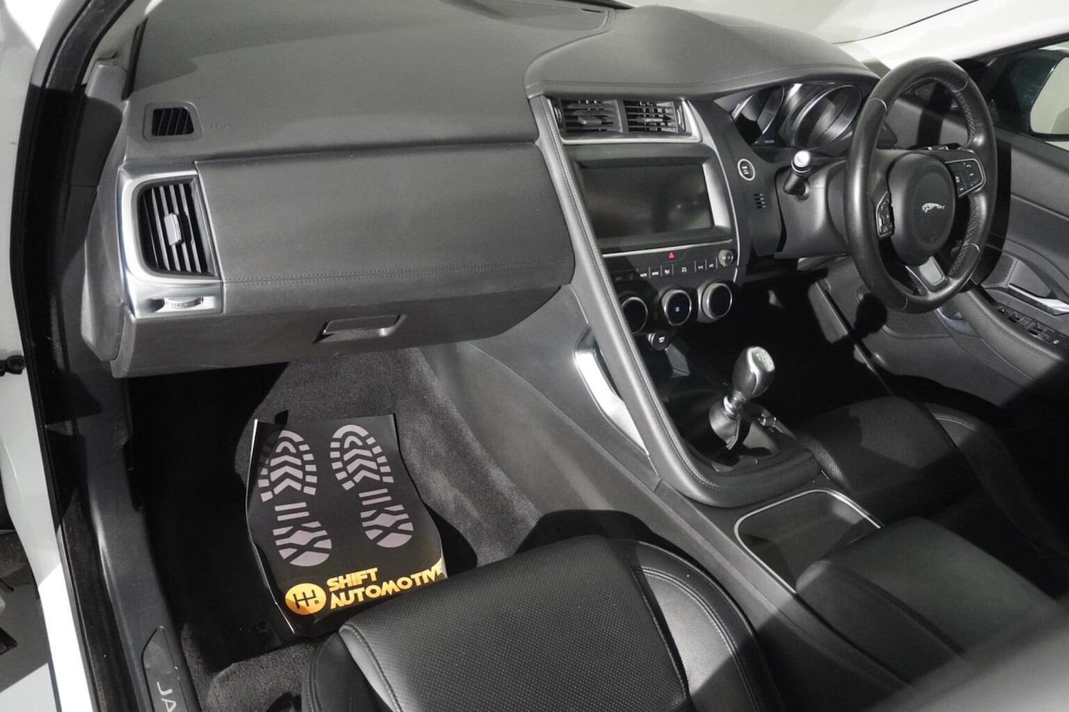 Used Jaguar E-Pace 2018 for sale - 76785112: Photo 57