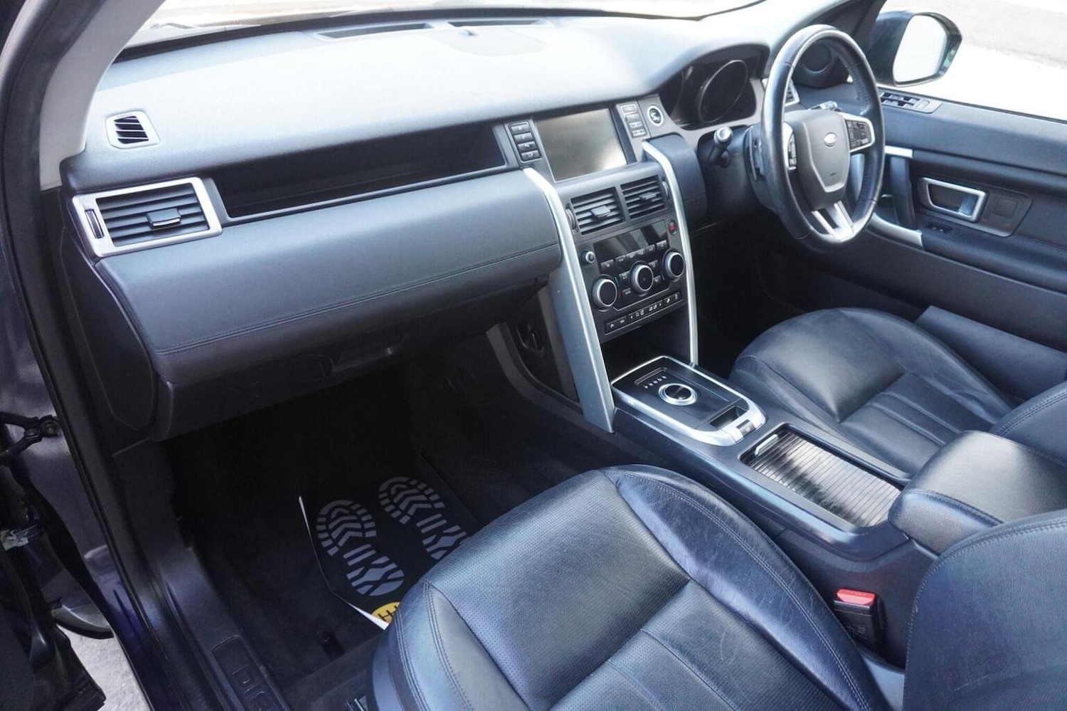 Used Land Rover Discovery Sport 2017 for sale - 76455456: Photo 14