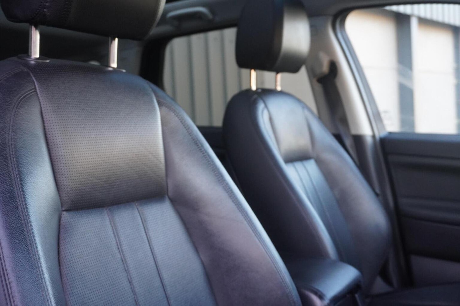 Used Land Rover Discovery Sport 2017 for sale - 76455456: Photo 16