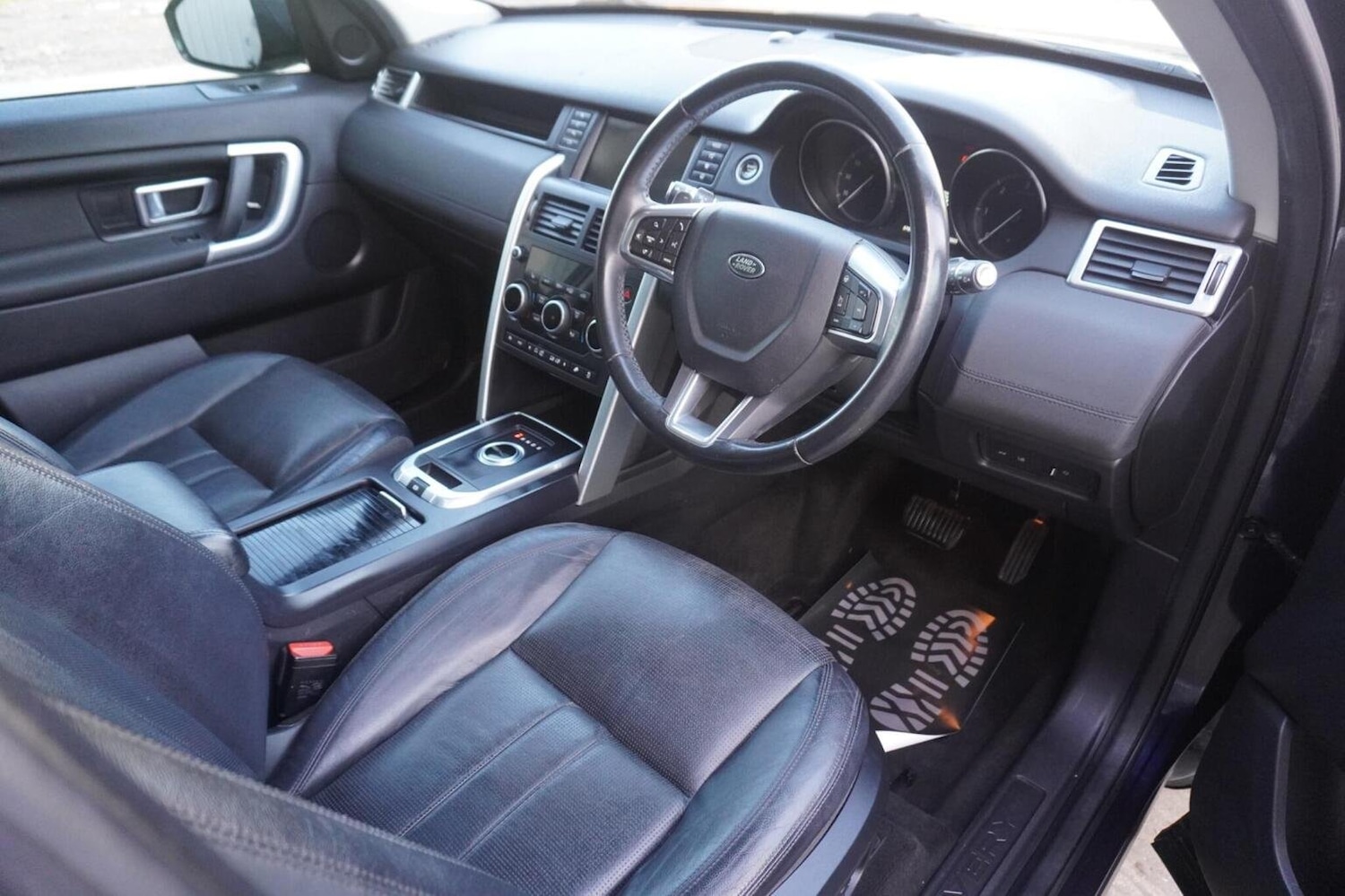 Used Land Rover Discovery Sport 2017 for sale - 76455456: Photo 18