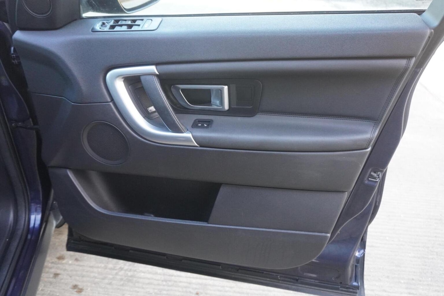 Used Land Rover Discovery Sport 2017 for sale - 76455456: Photo 31