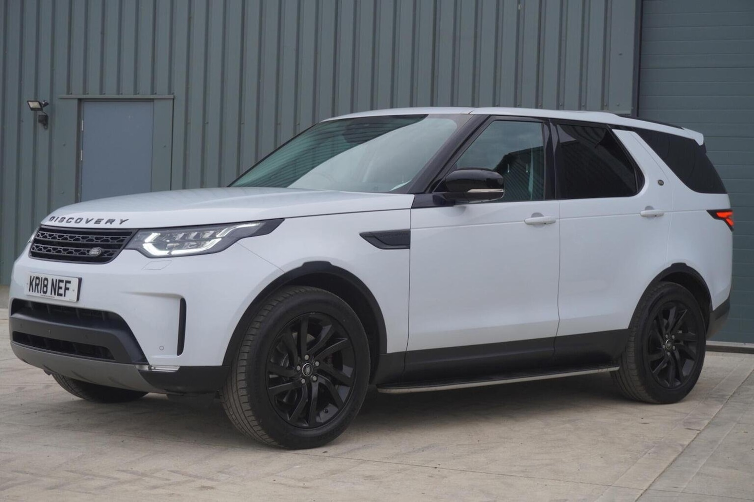 Used Land Rover Discovery 2018 for sale - 76149368: Photo 10