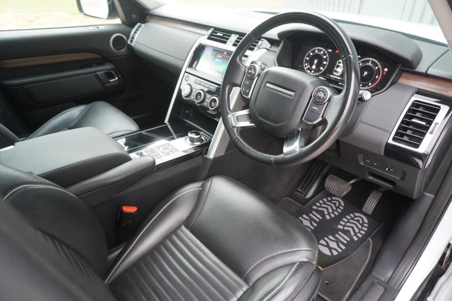 Used Land Rover Discovery 2018 for sale - 76149368: Photo 13