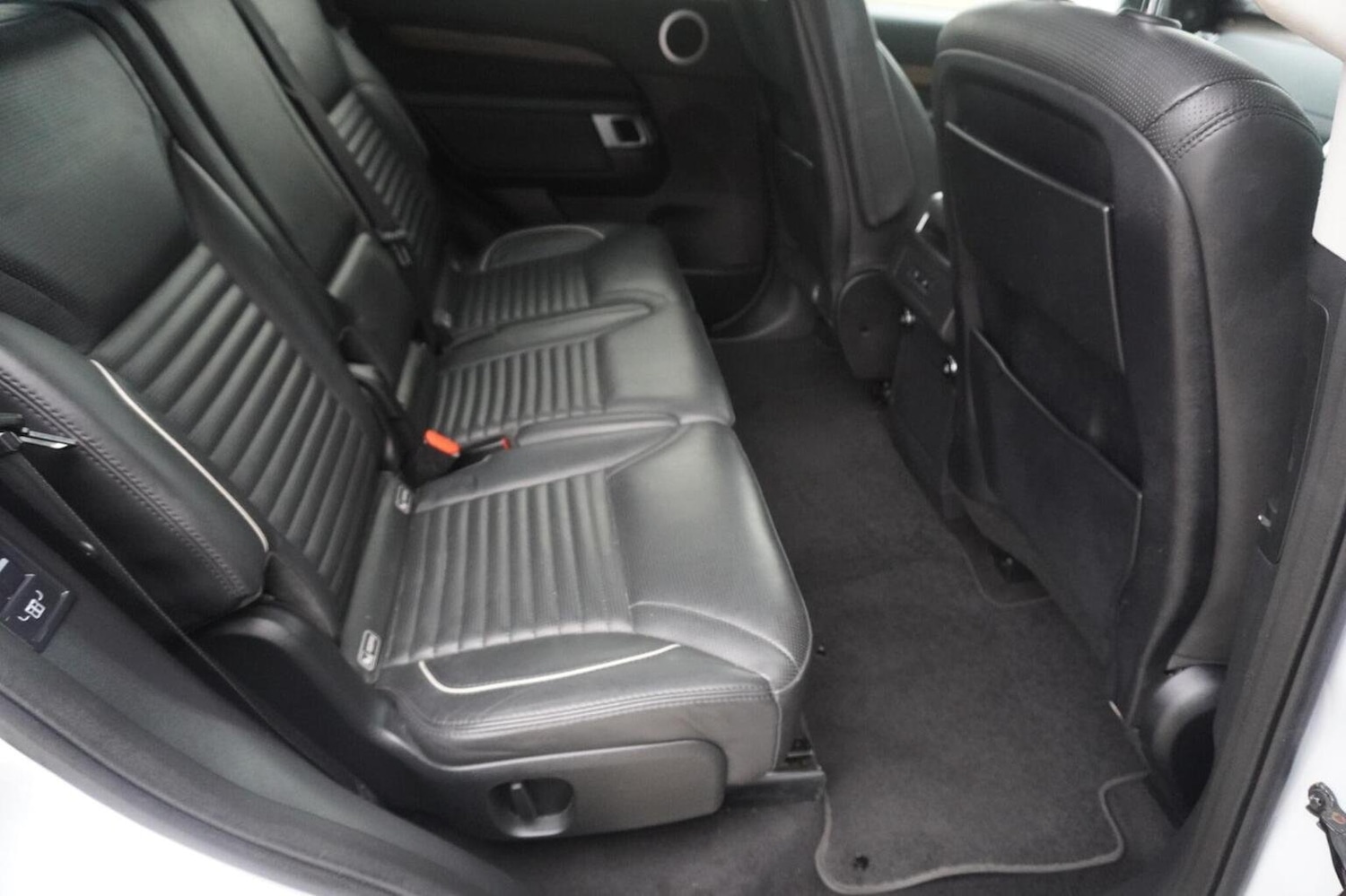 Used Land Rover Discovery 2018 for sale - 76149368: Photo 17