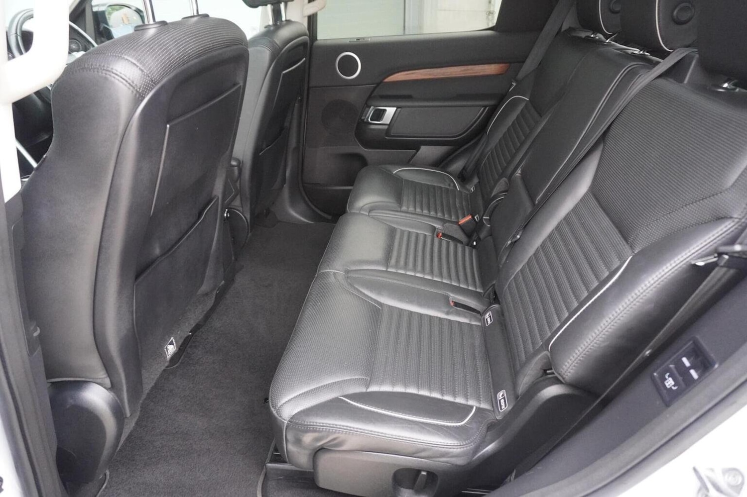 Used Land Rover Discovery 2018 for sale - 76149368: Photo 19