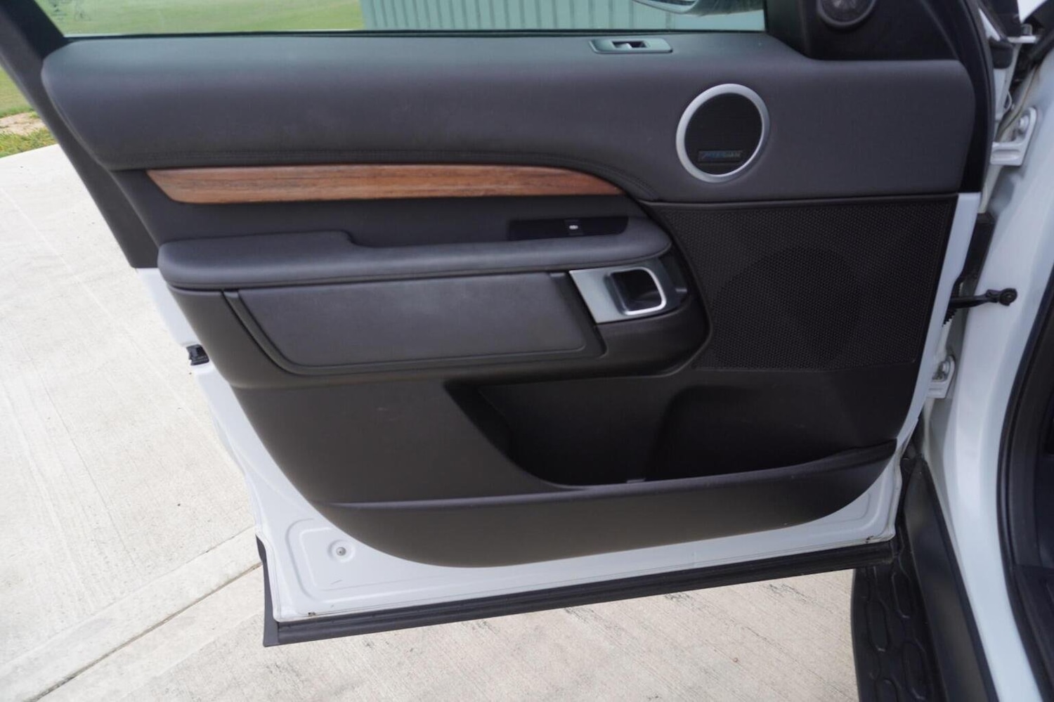 Used Land Rover Discovery 2018 for sale - 76149368: Photo 26