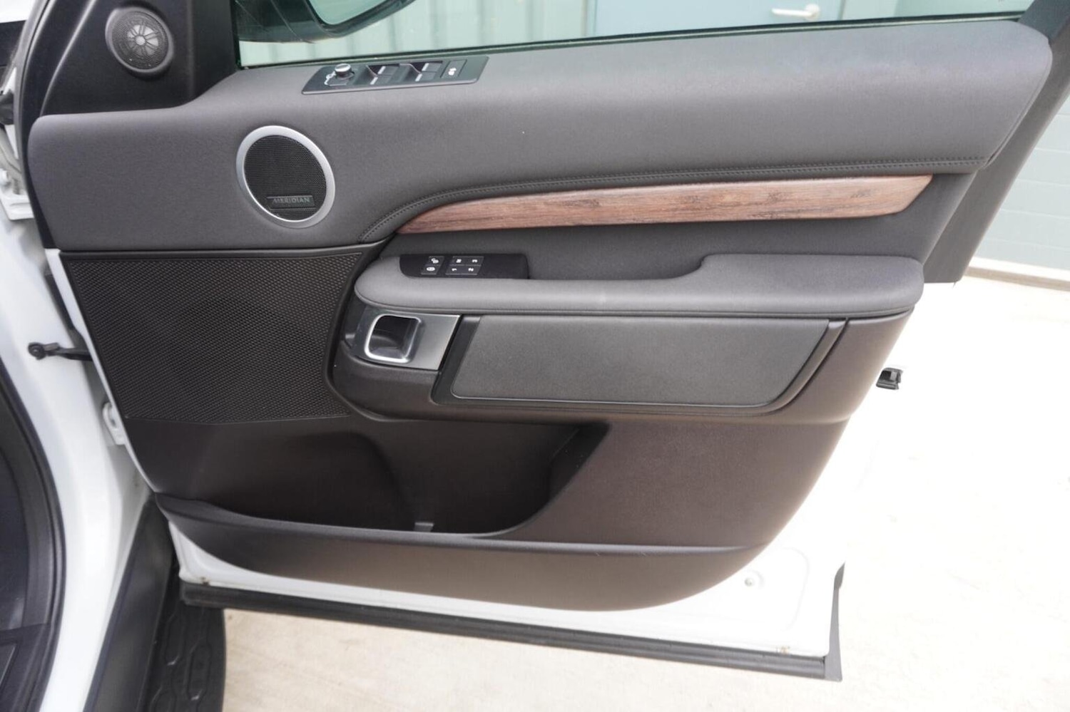 Used Land Rover Discovery 2018 for sale - 76149368: Photo 27