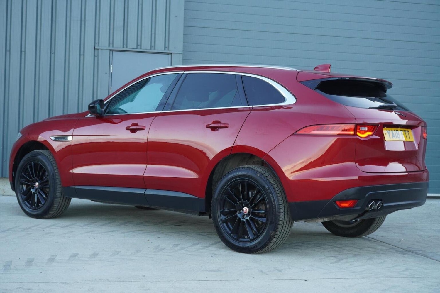 Used Jaguar F-Pace 2018 for sale - 75913265: Photo 11