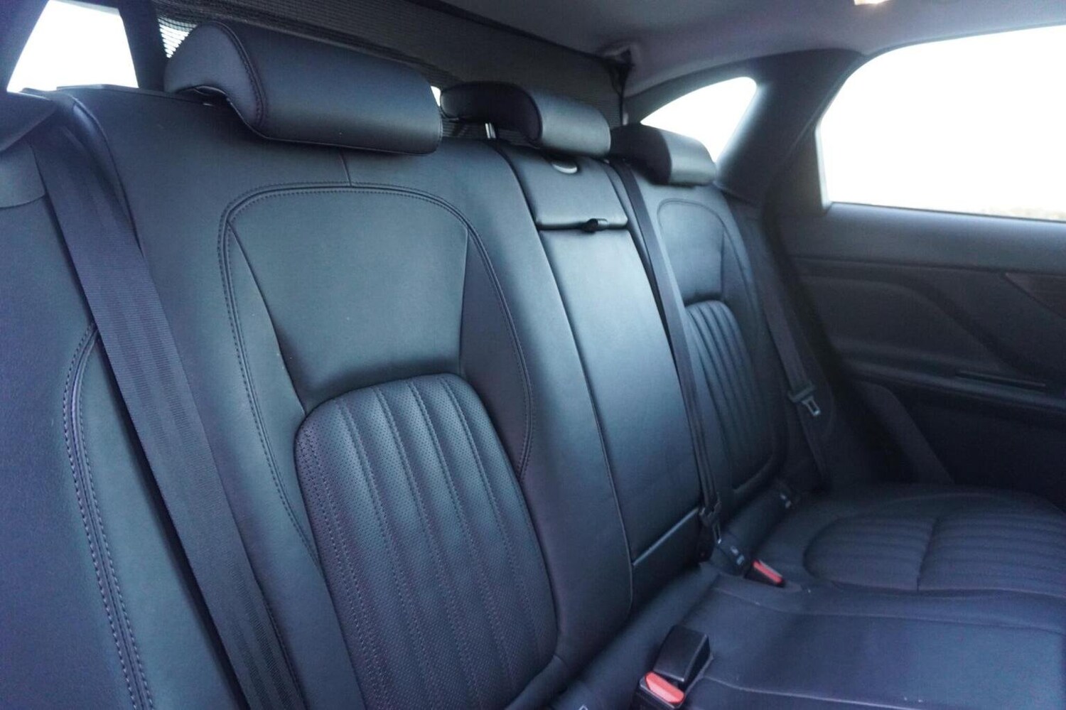 Used Jaguar F-Pace 2018 for sale - 75913265: Photo 15