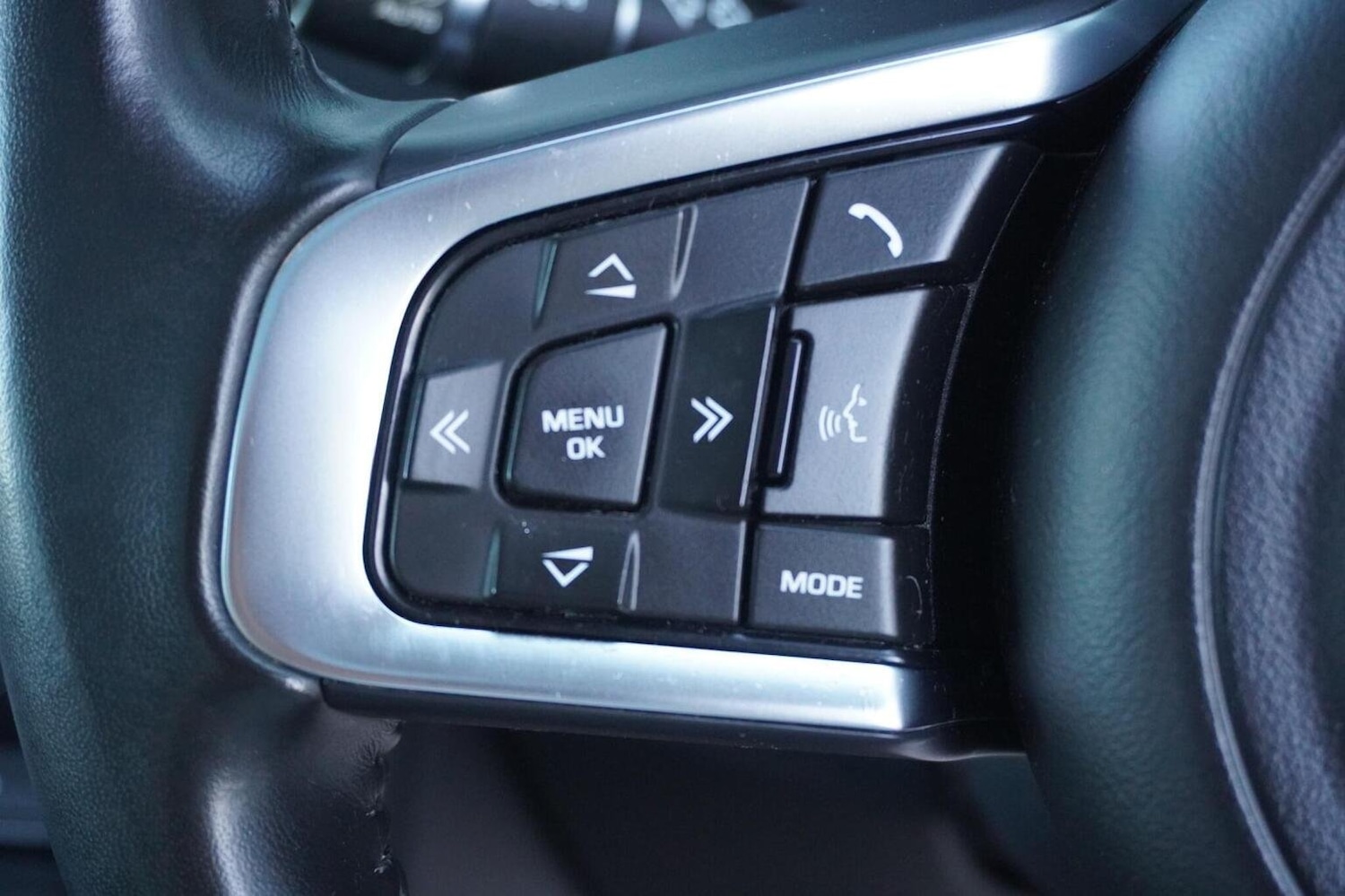 Used Jaguar F-Pace 2018 for sale - 75913265: Photo 20
