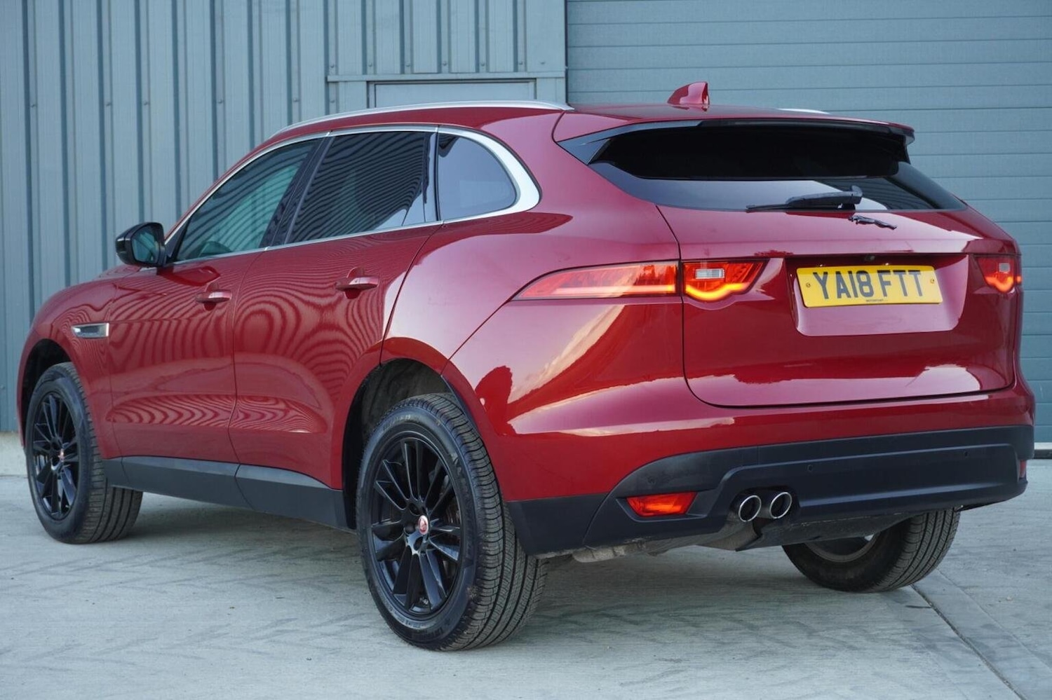 Used Jaguar F-Pace 2018 for sale - 75913265: Photo 3