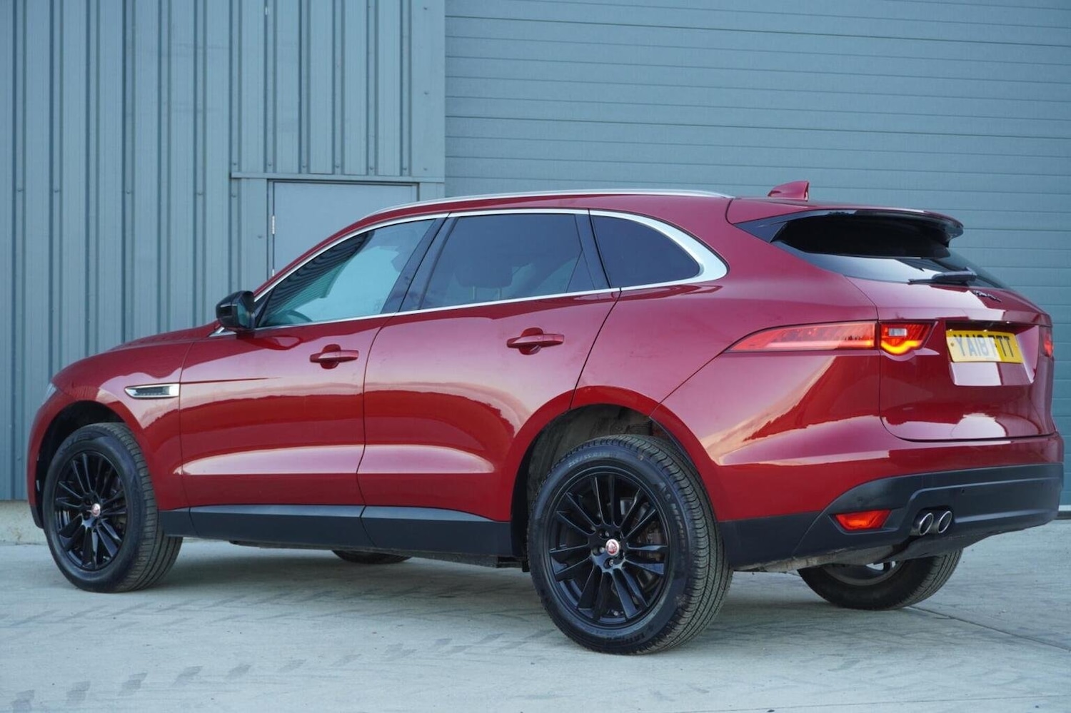 Used Jaguar F-Pace 2018 for sale - 75913265: Photo 5