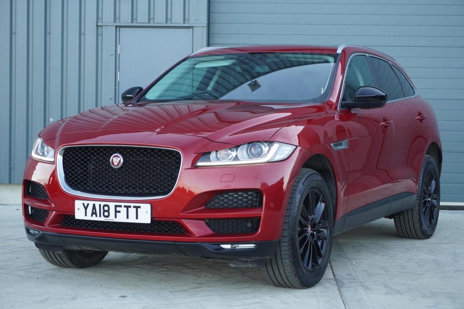 Used Jaguar F-Pace 2018 for sale - 75913265: Photo 9