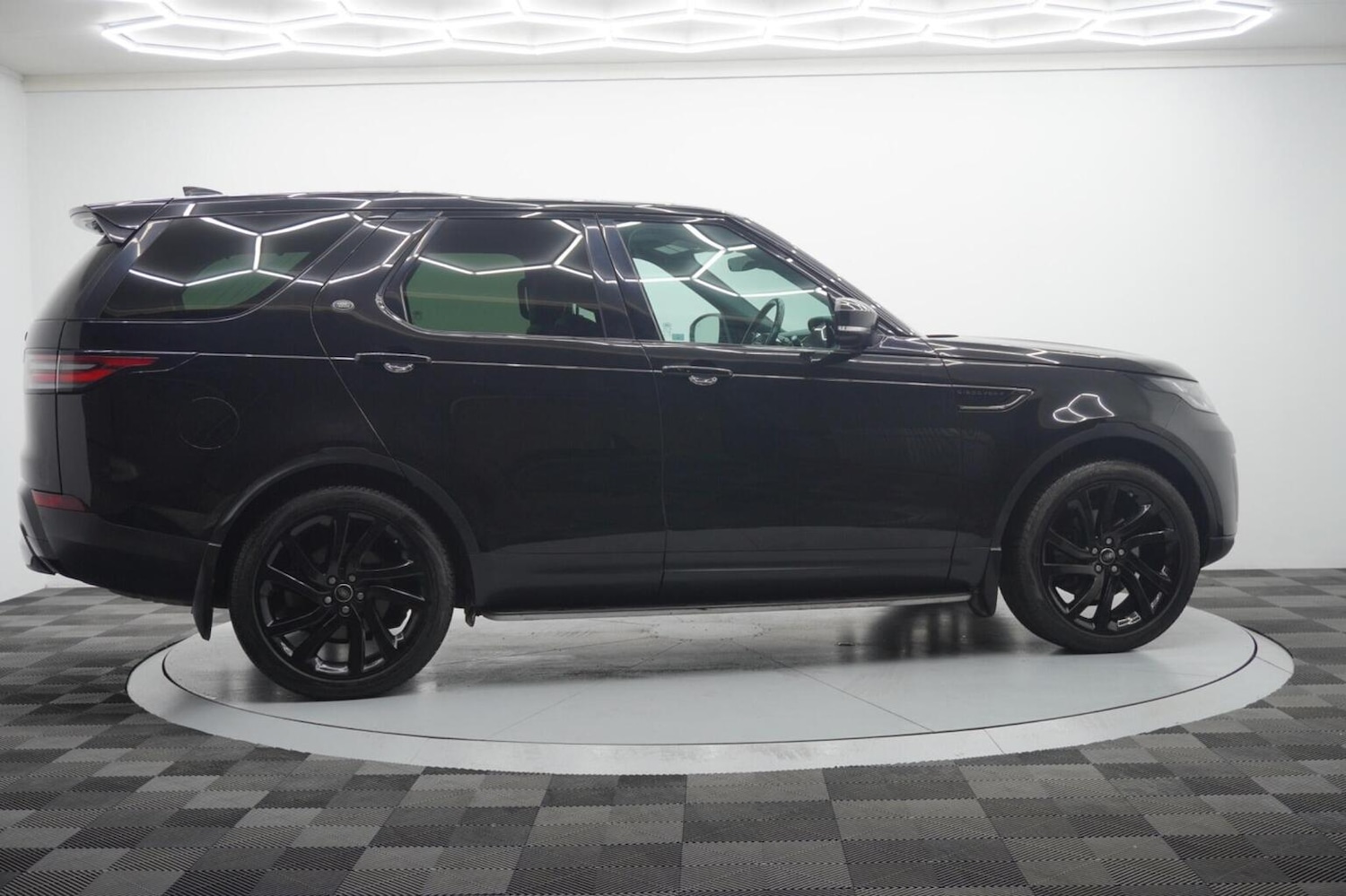 Used Land Rover Discovery 2017 for sale - 77258530: Photo 17