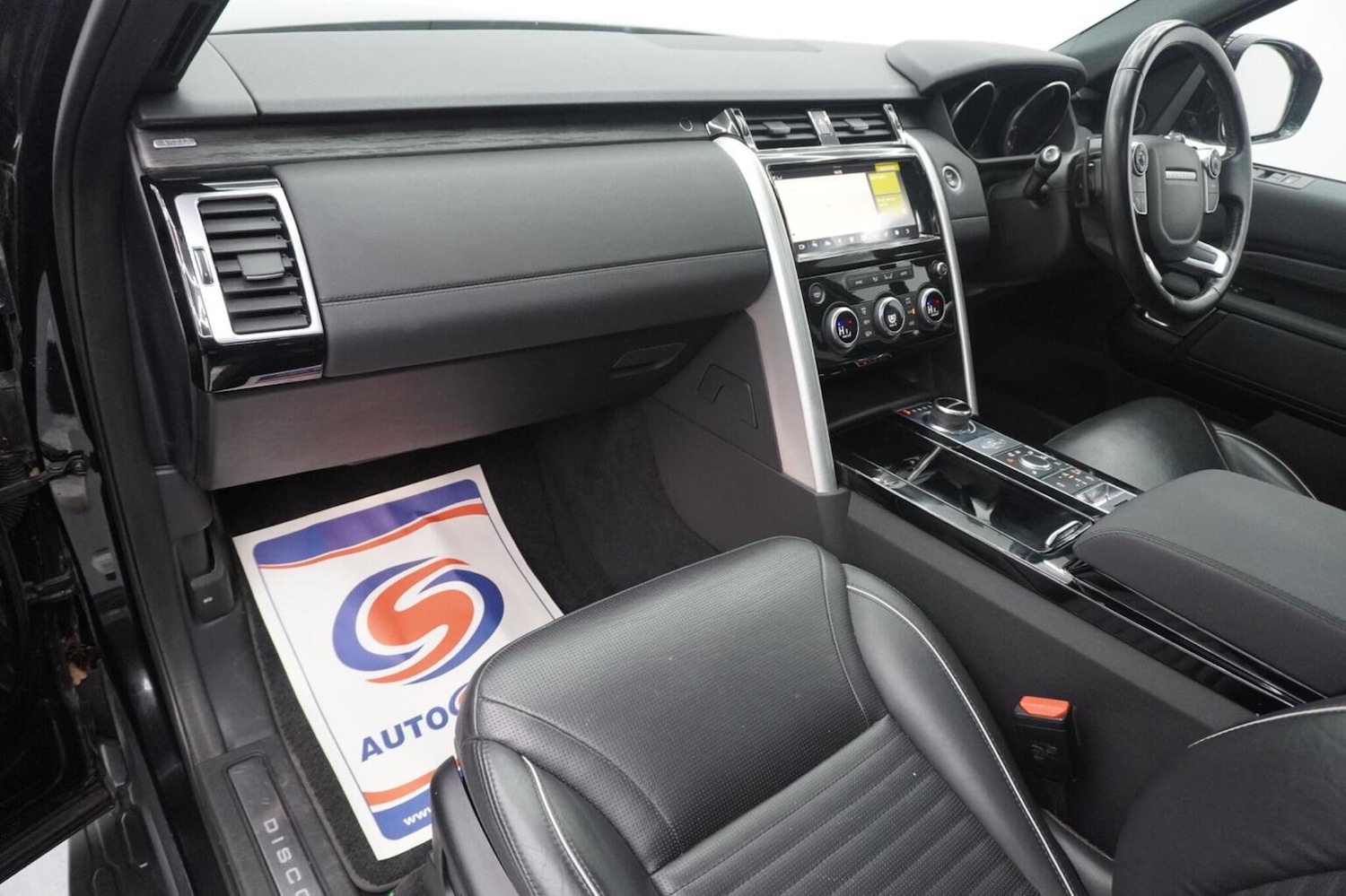 Used Land Rover Discovery 2017 for sale - 77258530: Photo 26