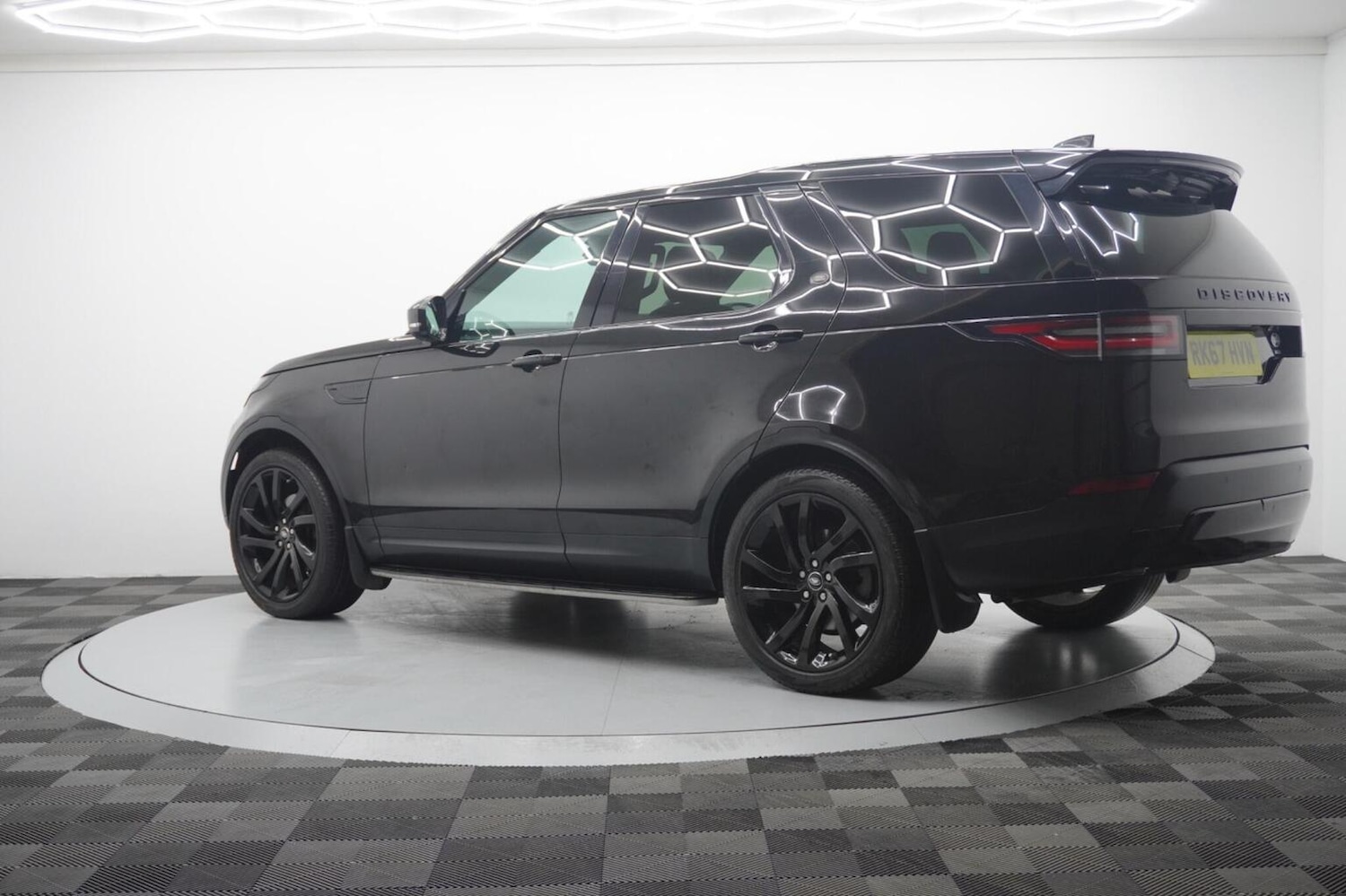 Used Land Rover Discovery 2017 for sale - 77258530: Photo 3