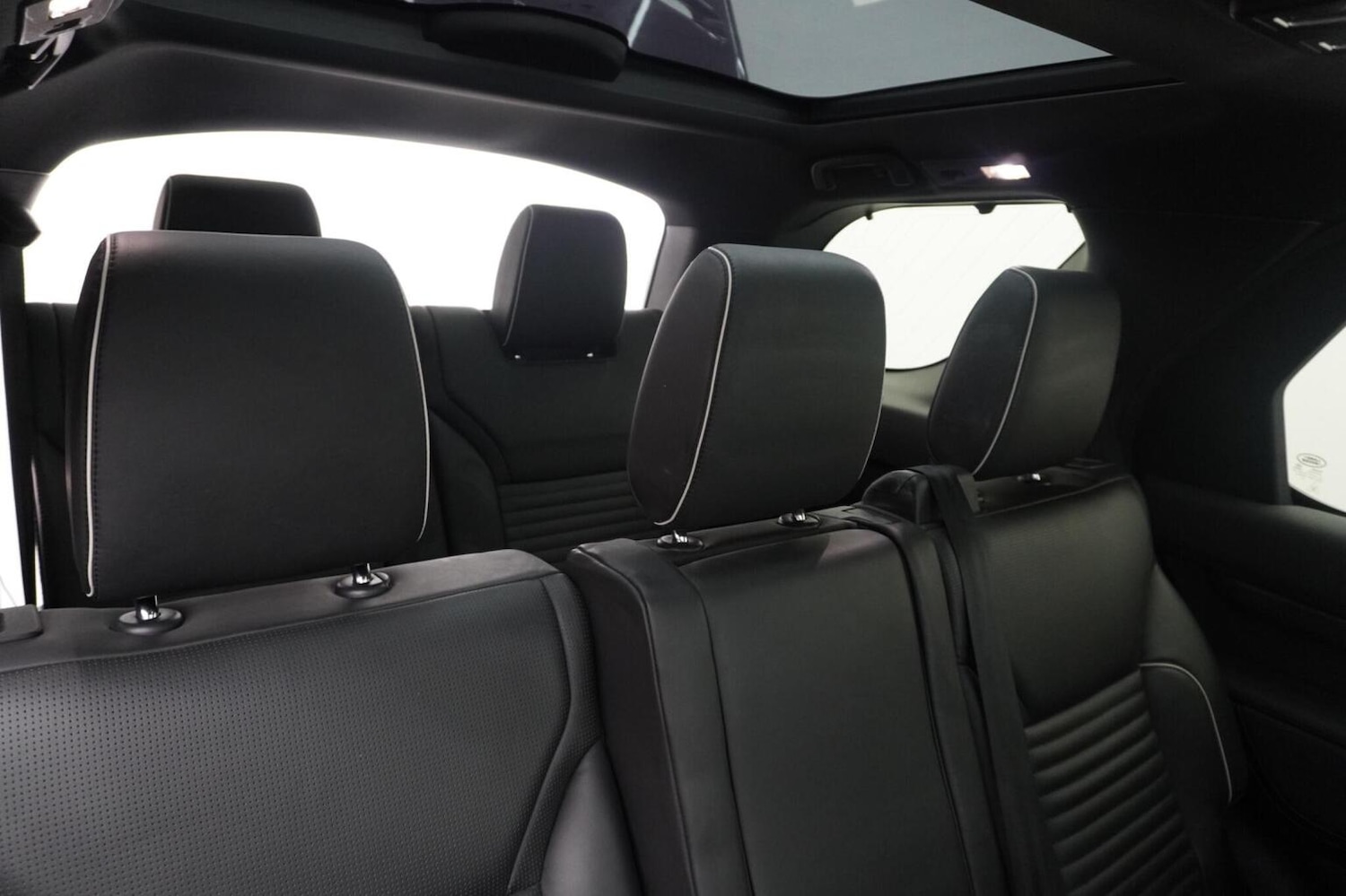 Used Land Rover Discovery 2017 for sale - 77258530: Photo 33