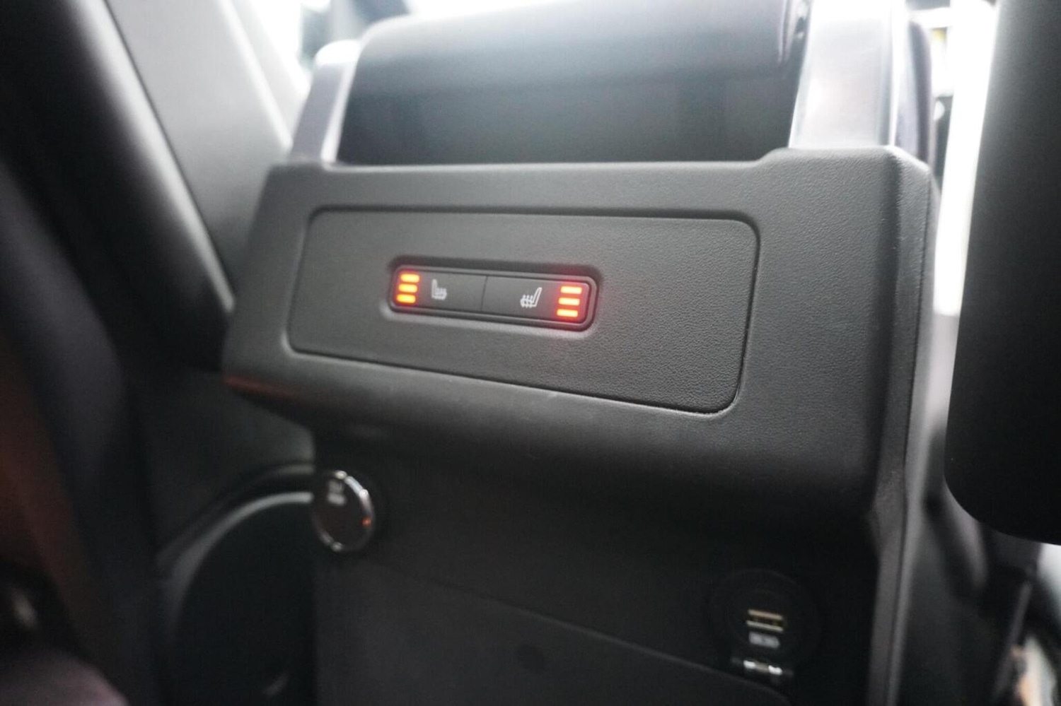 Used Land Rover Discovery 2017 for sale - 77258530: Photo 41