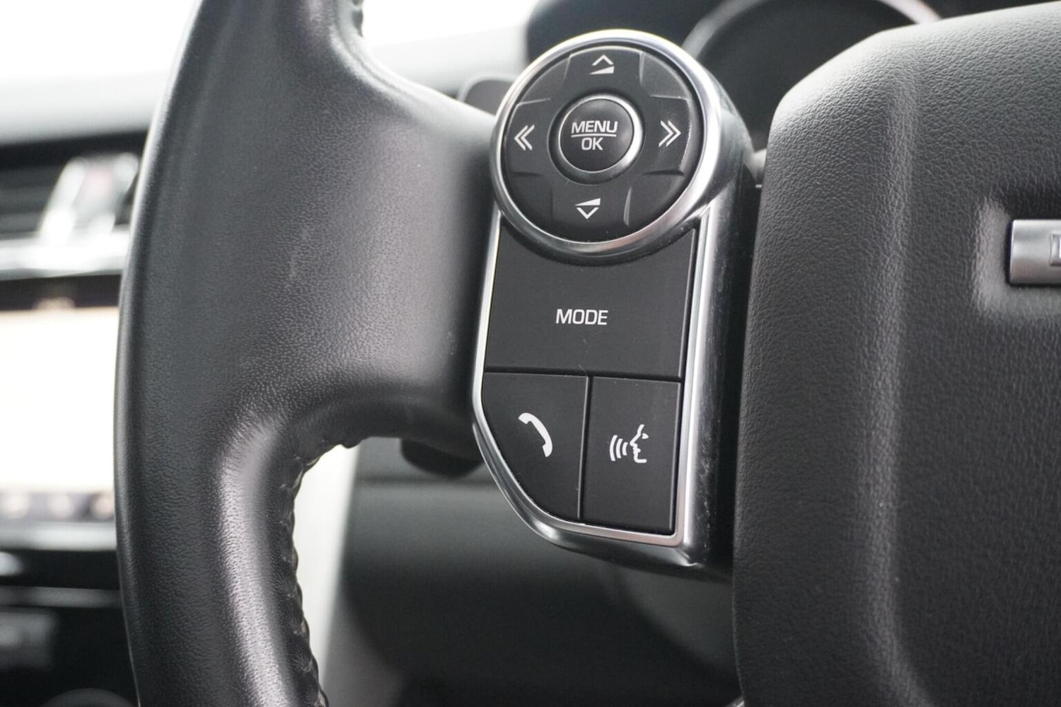 Used Land Rover Discovery 2017 for sale - 77258530: Photo 42