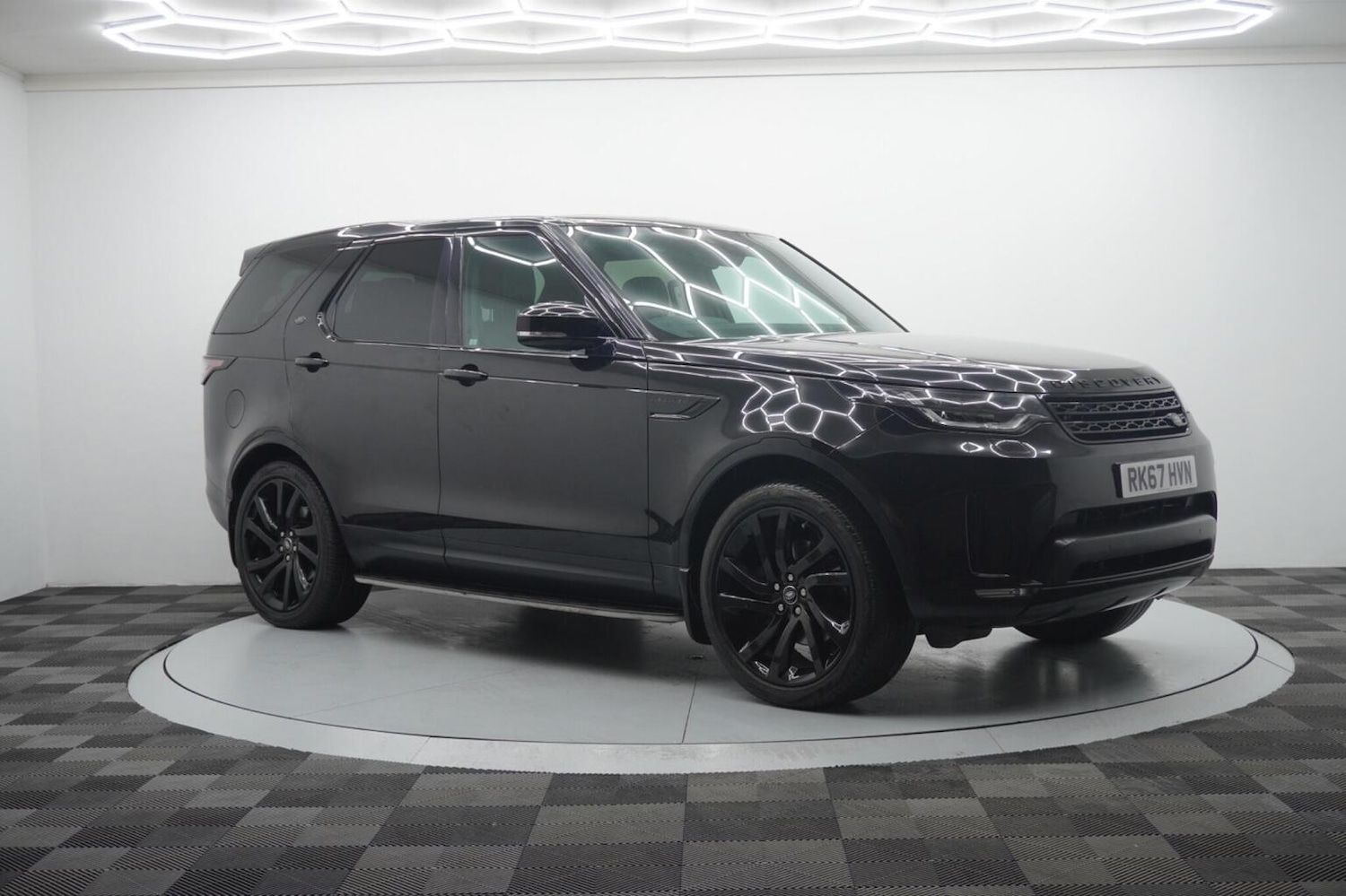 Used Land Rover Discovery 2017 for sale - 77258530: Photo 5