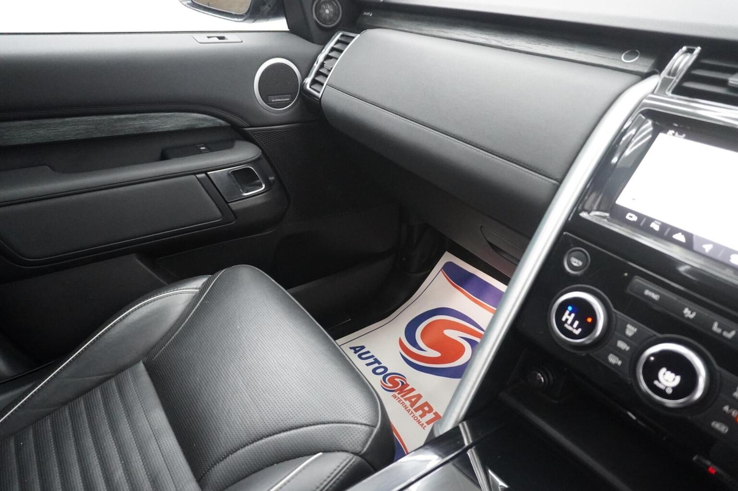 Used Land Rover Discovery 2017 for sale - 77258530: Photo 64