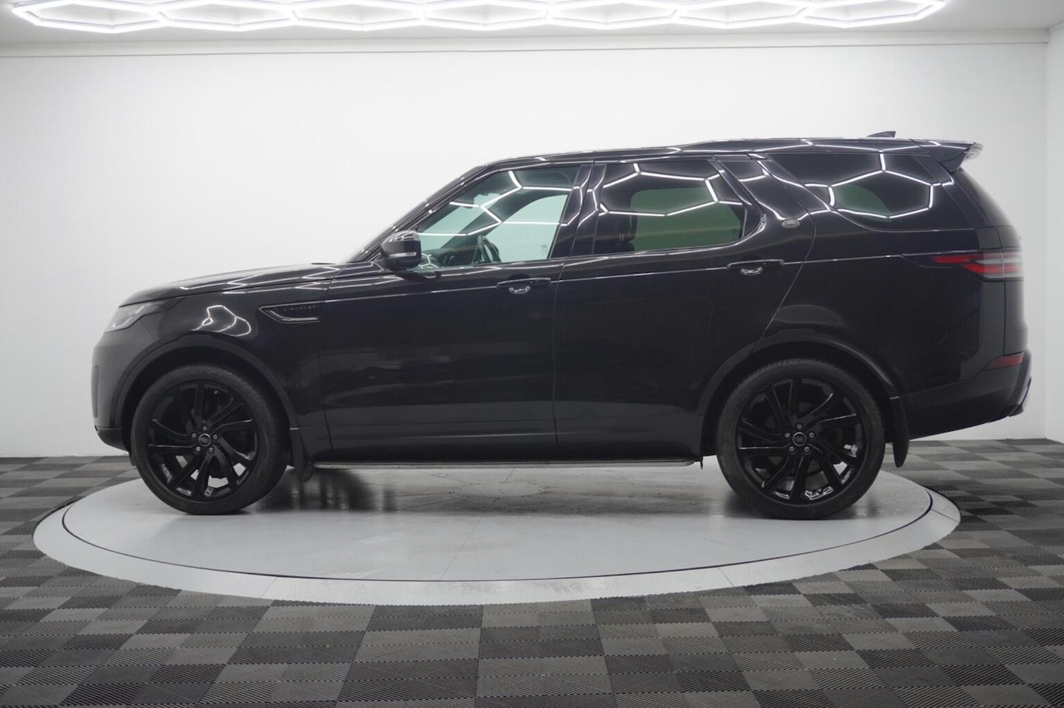 Used Land Rover Discovery 2017 for sale - 77258530: Photo 9