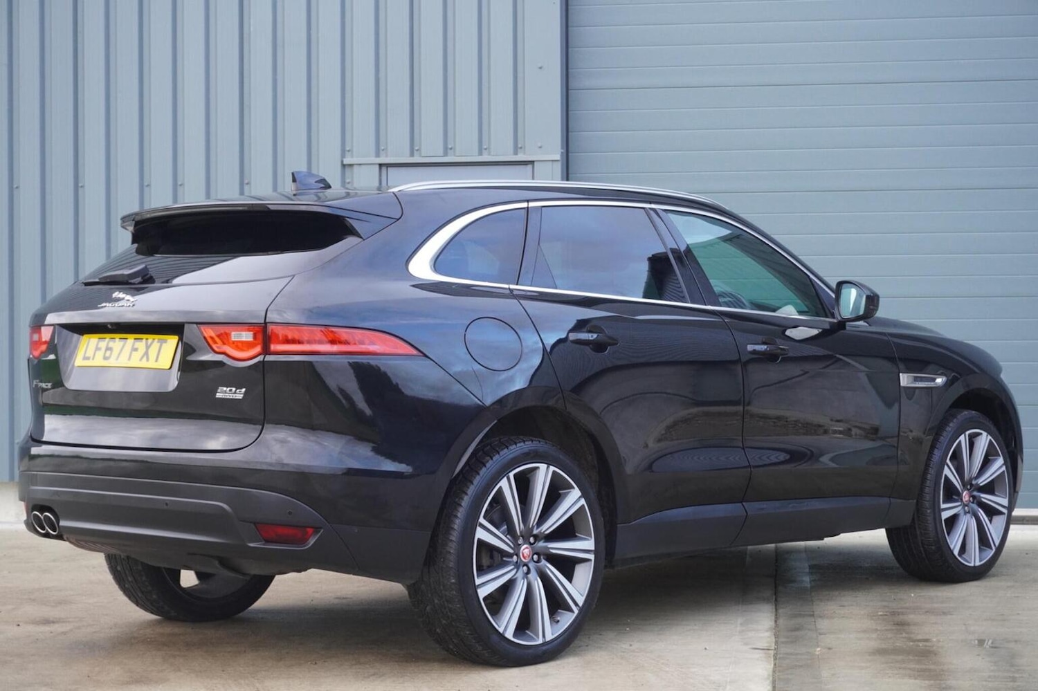 Used Jaguar F-Pace 2017 for sale - 76446028: Photo 11