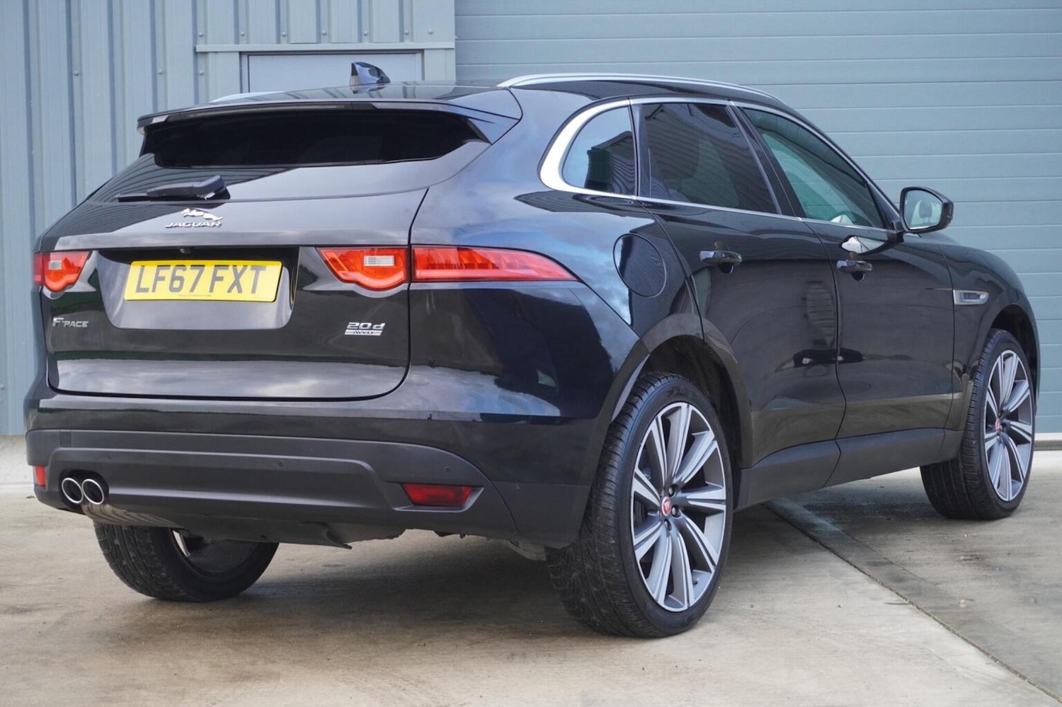 Used Jaguar F-Pace 2017 for sale - 76446028: Photo 12
