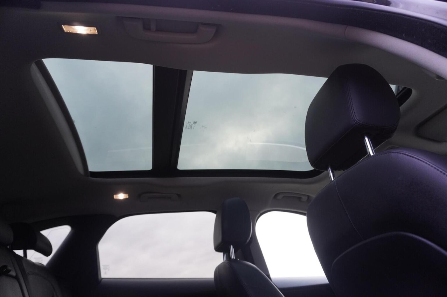 Used Jaguar F-Pace 2017 for sale - 76446028: Photo 16