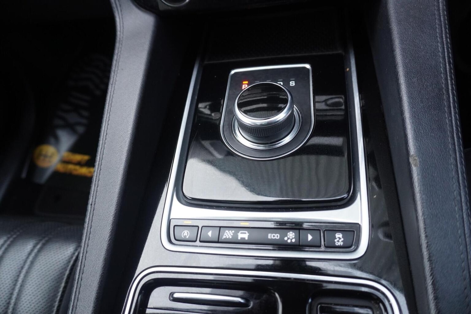 Used Jaguar F-Pace 2017 for sale - 76446028: Photo 23