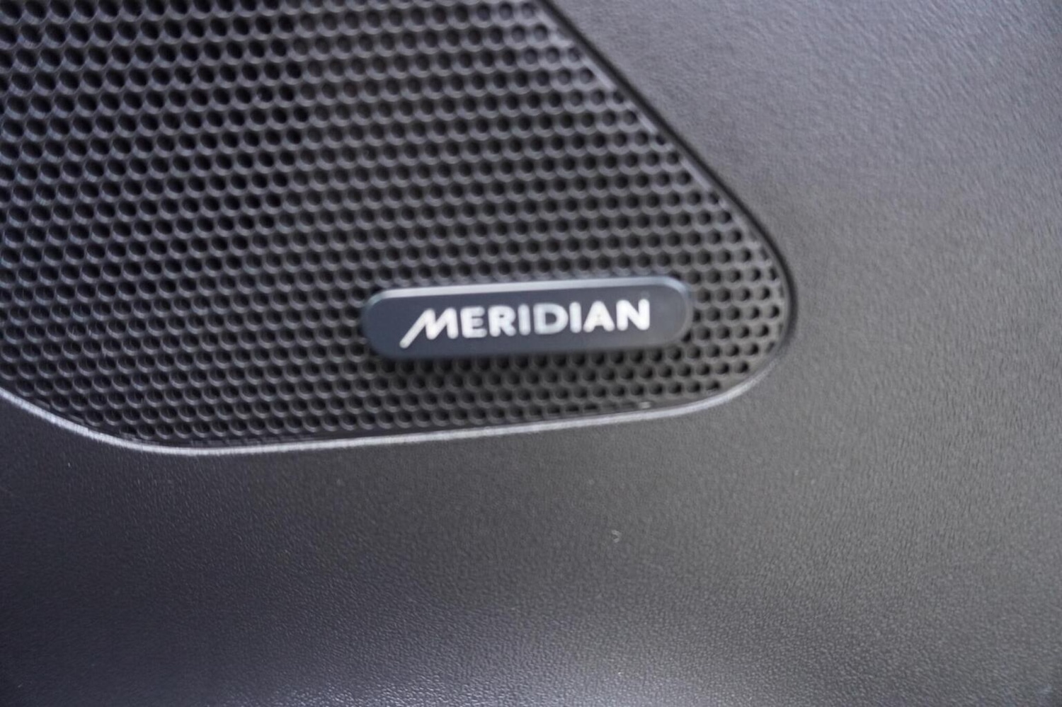 Used Jaguar F-Pace 2017 for sale - 76446028: Photo 44