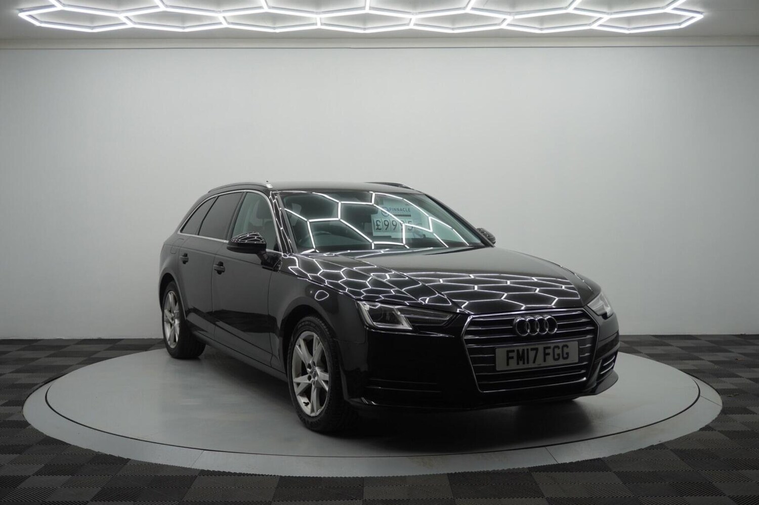 Used Audi A4 Avant 2017 for sale - 76482945: Photo 10