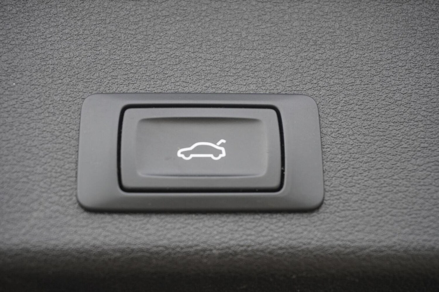 Used Audi A4 Avant 2017 for sale - 76482945: Photo 41