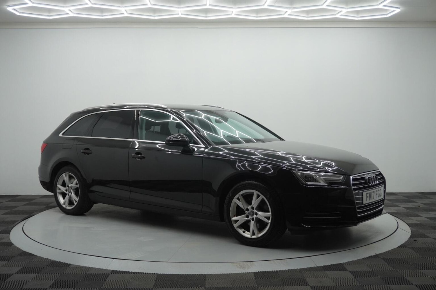 Used Audi A4 Avant 2017 for sale - 76482945: Photo 53